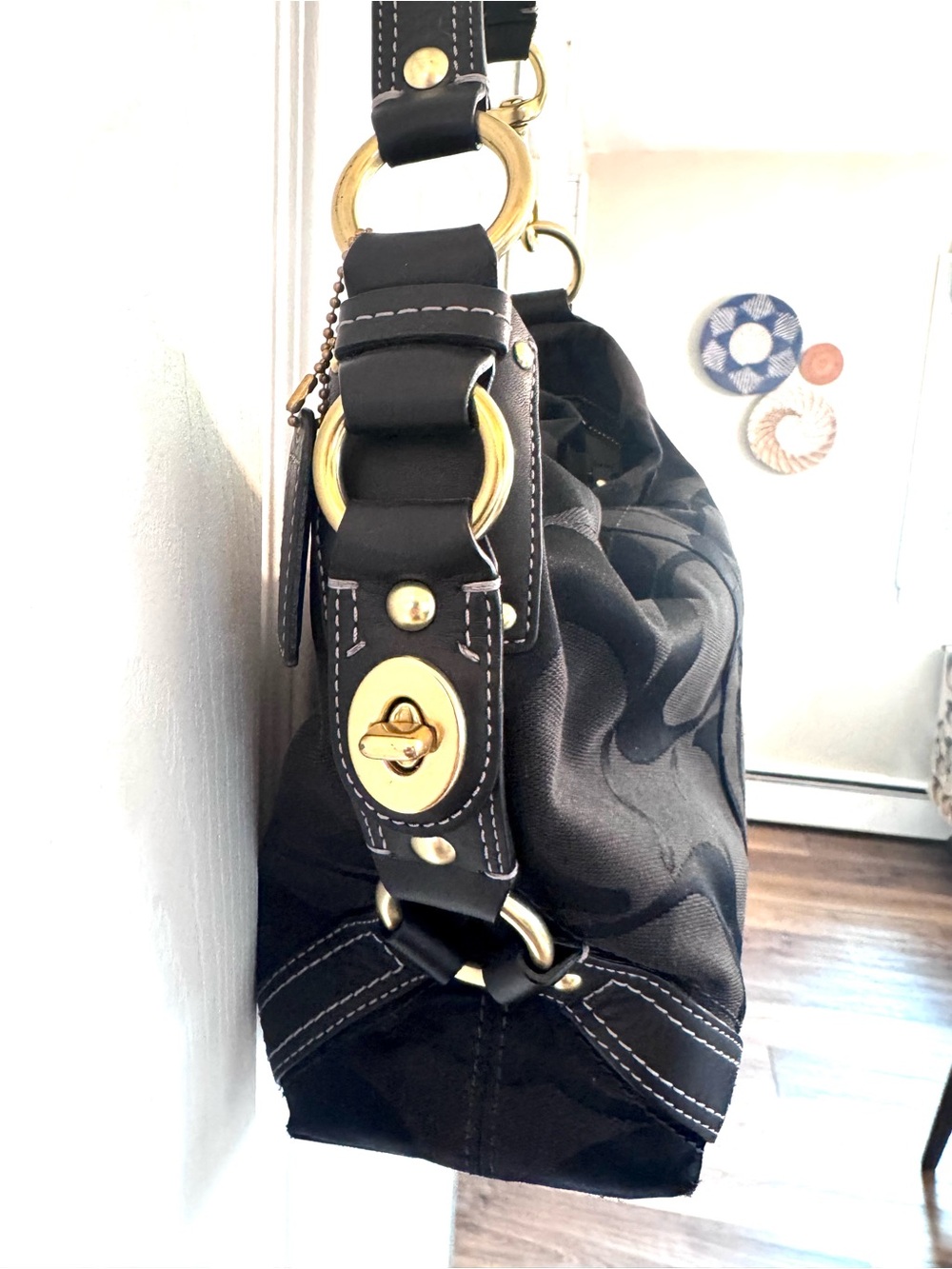 Vintage Y2K Coach Carly Black Shoulder Bag with Signature C Jacquard Pattern - Picture 4 of 8